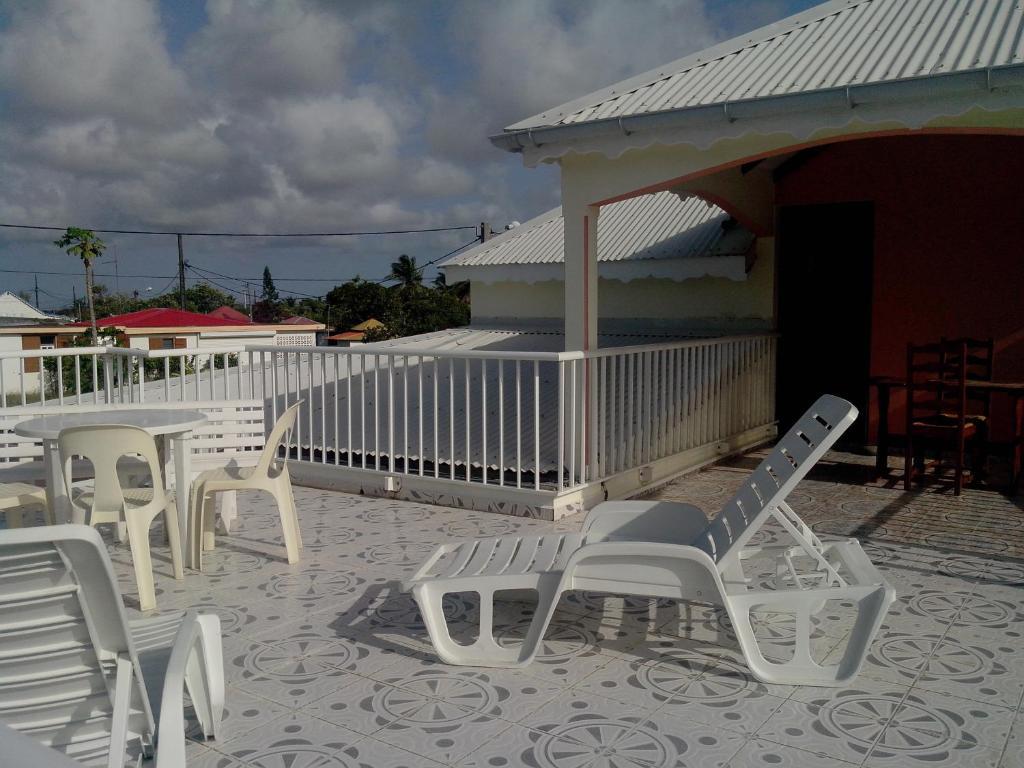 Maison Des Alizes Gros Cap Room photo